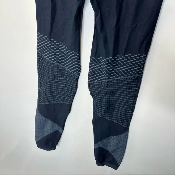Spanx Look At Me Now Seamless Moto Leggings Indigo Blue Size XL - Picture 5 of 11